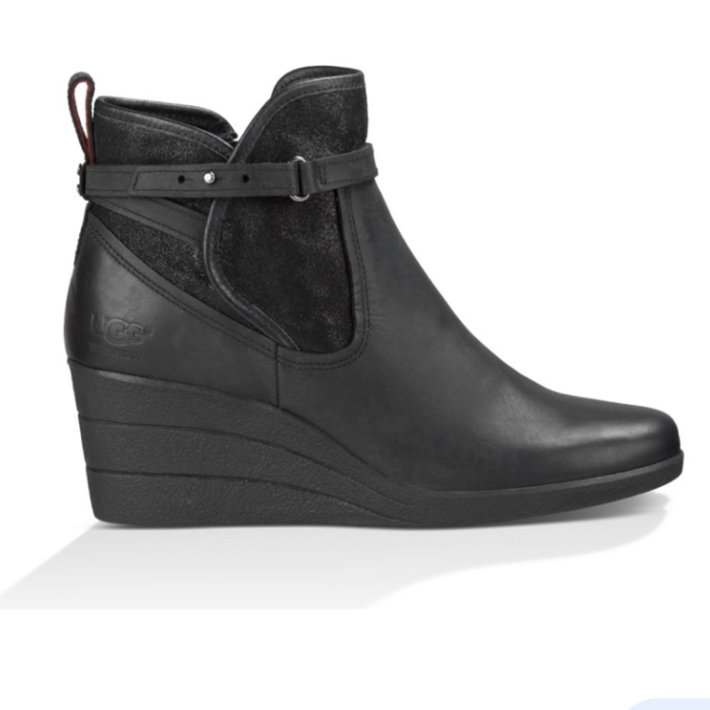 Ugg Emalie Black Waterproof Boot